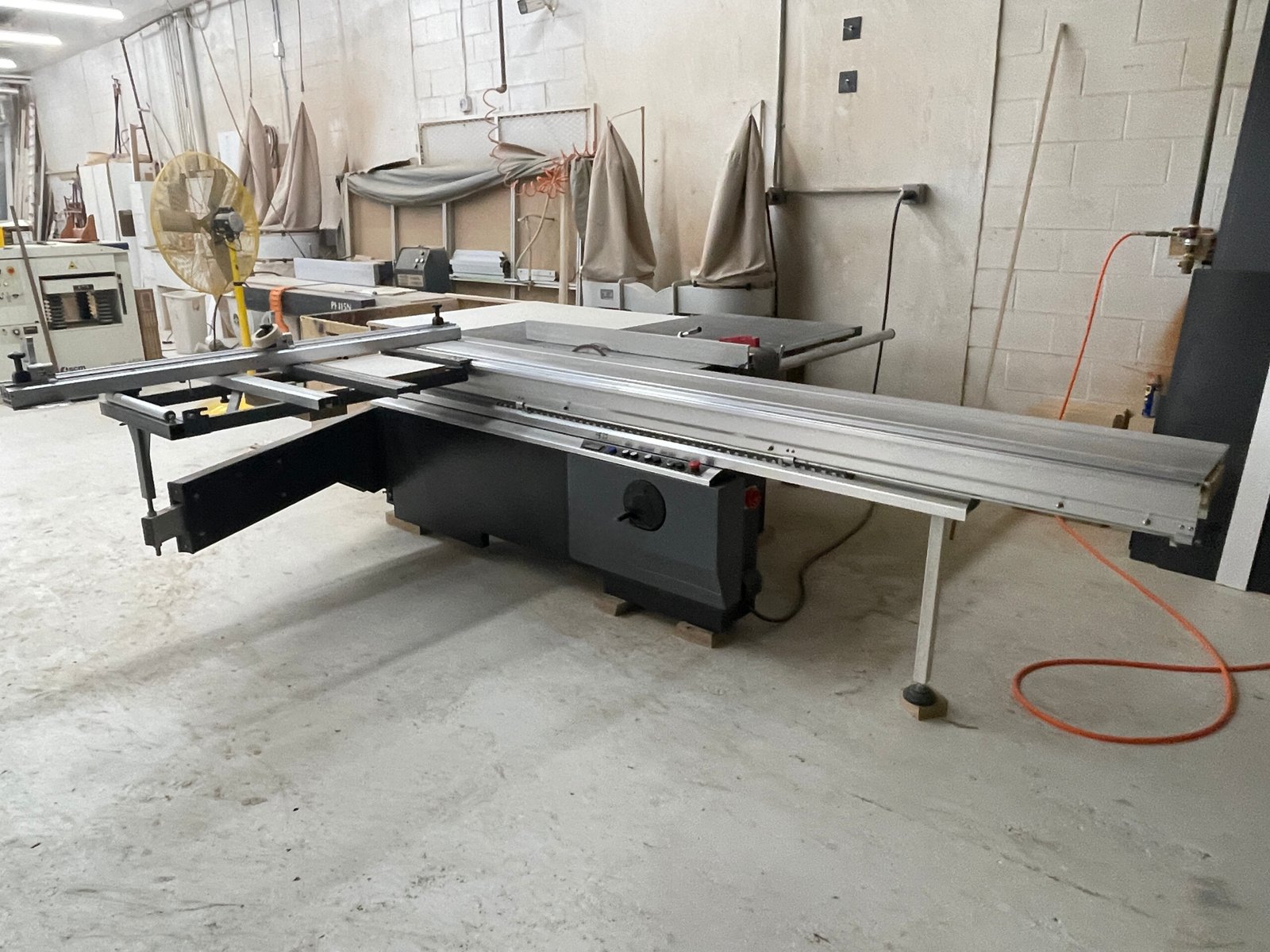 Holz HZ 350 Sliding Table Saw